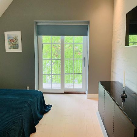 Aday - Modern Living - Balcony Room อัลบอร์ ภายนอก รูปภาพ